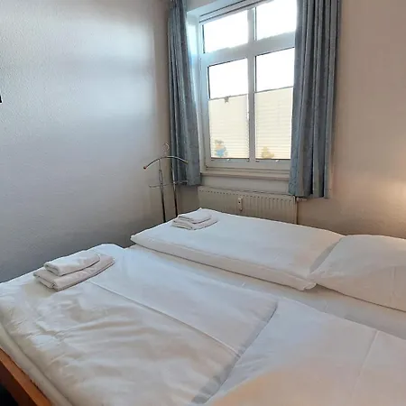 Residenz Duenenstrasse By Rujana