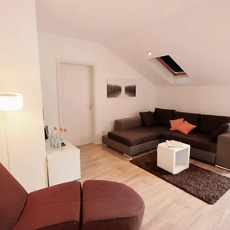 Апартаменты Residenz Duenenstrasse - 90347 *